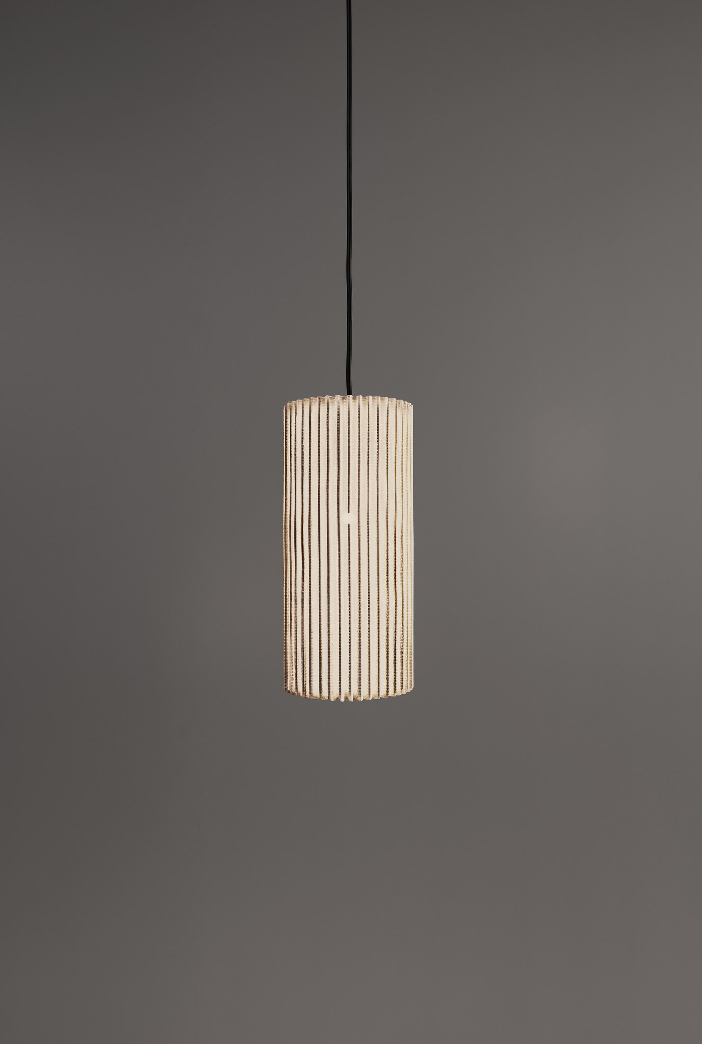 a-emotional light nua small nu04-1