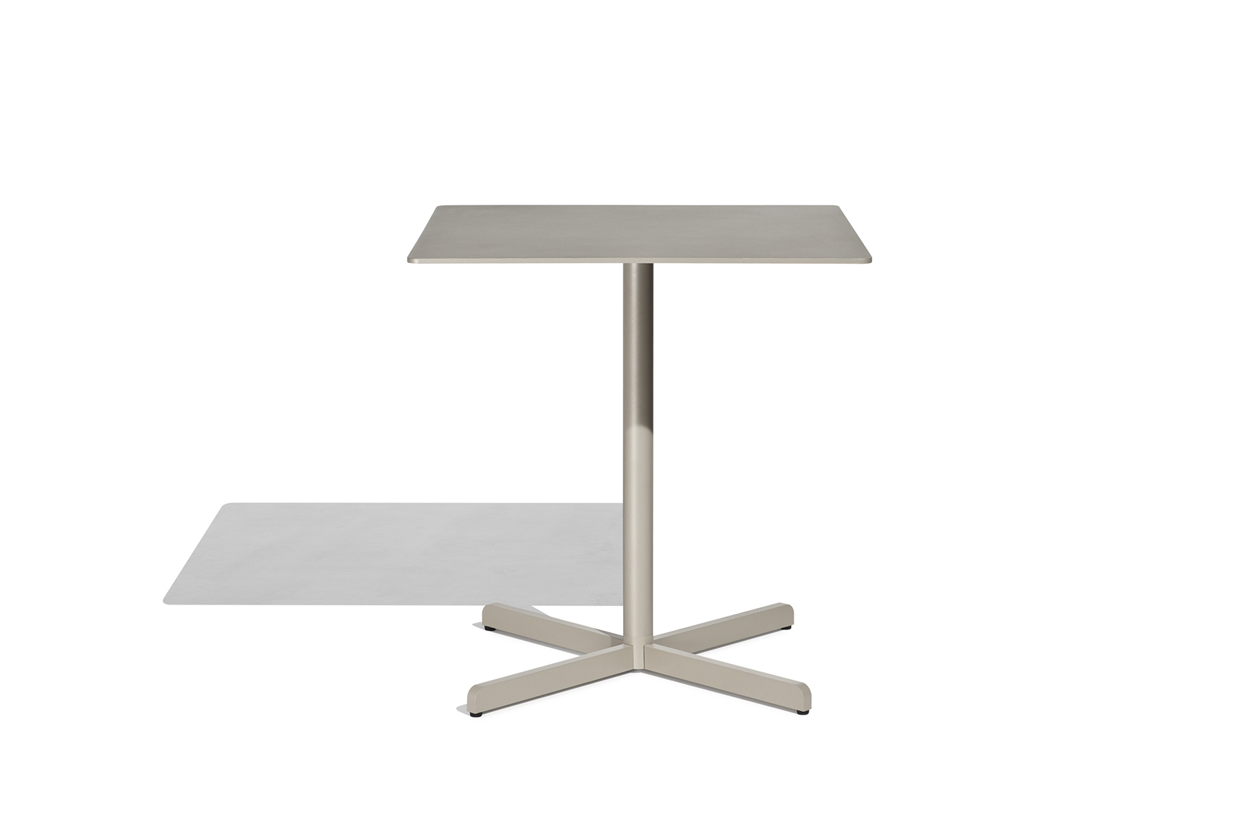 Bivaq Sit central leg table, height 74