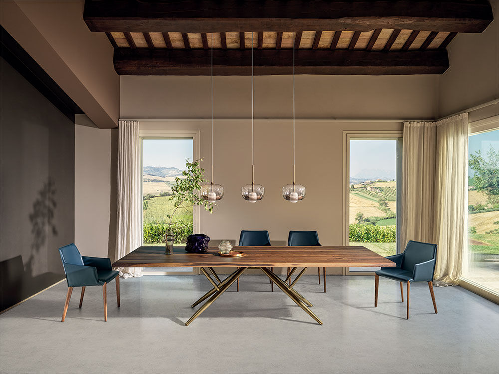 Bontempi Casa Solid wood tables: beautiful everywhere