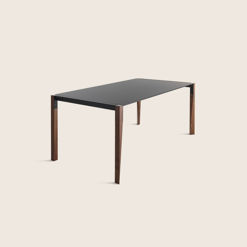 Horm Tango Fixed