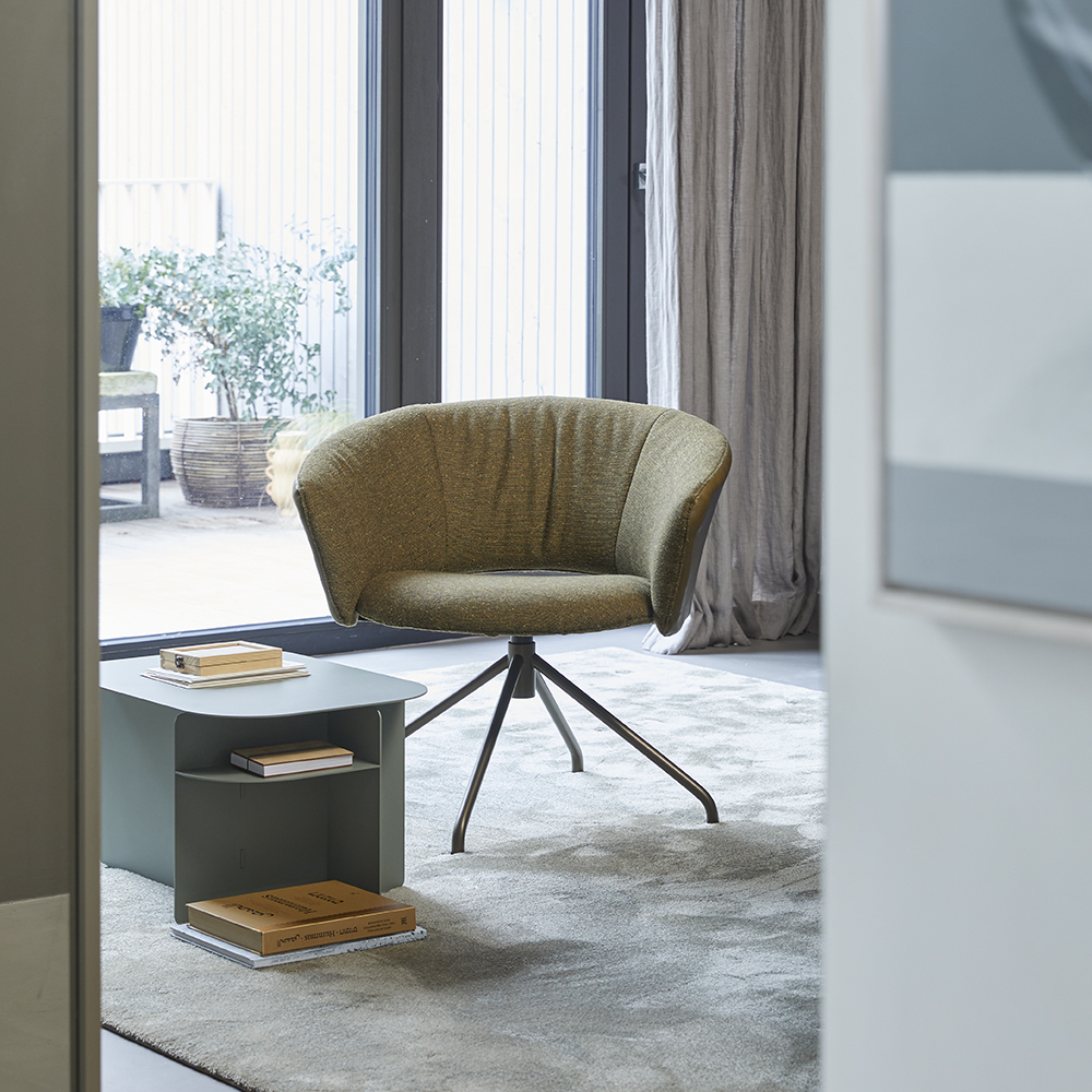 Label van den Berg Lola Armchair – Bild 2