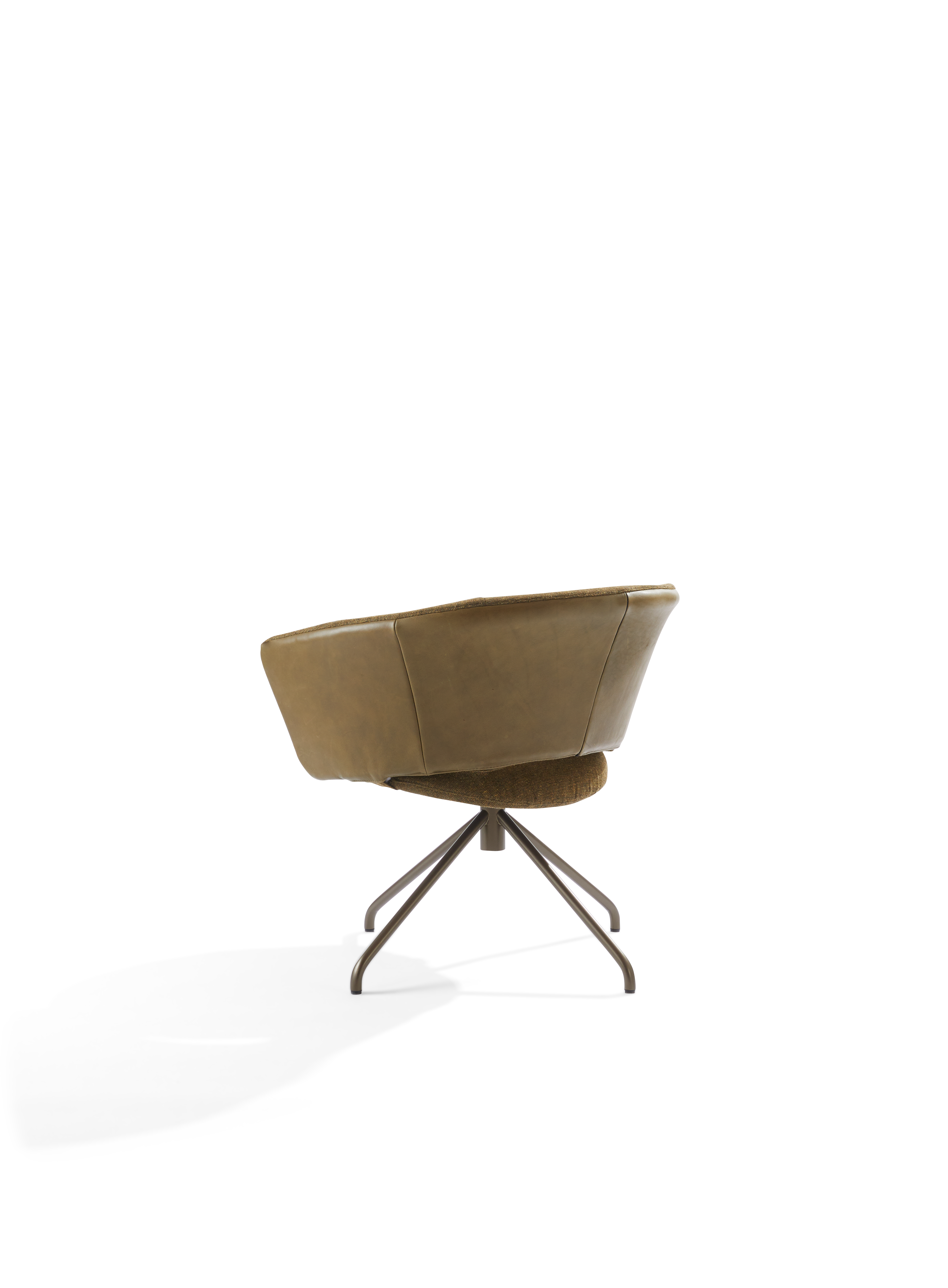 Label van den Berg Lola Armchair – Bild 6