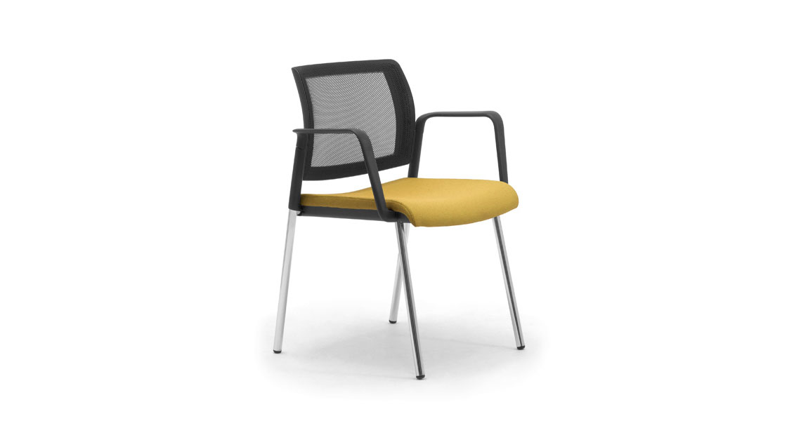 Leyform Wiki RE 4G mesh back stackable chair