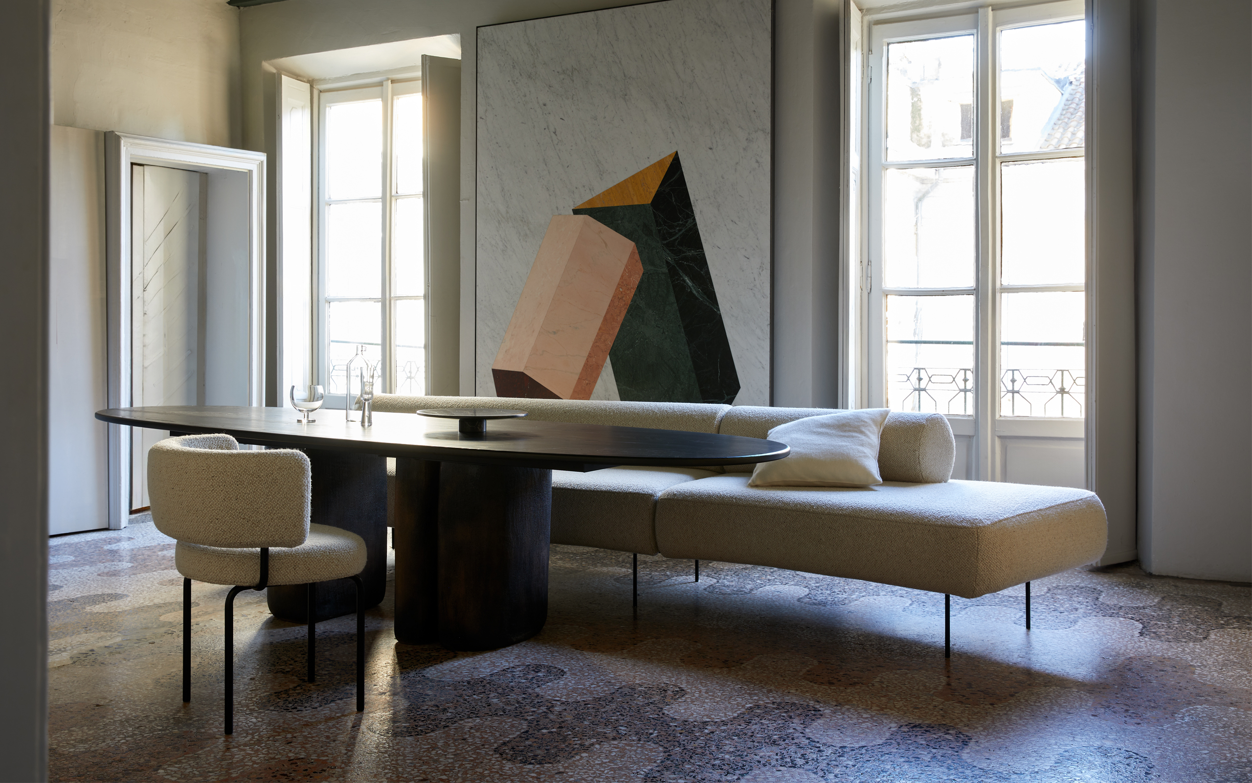 More ONDA Dining Sofa