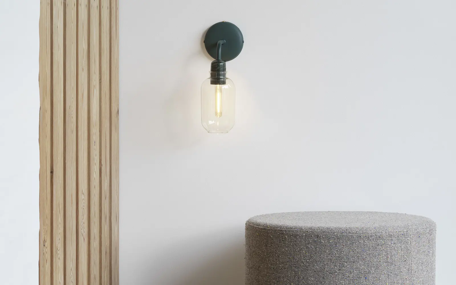 Normann Copenhagen Amp Wandlampe gold/grün – Bild 4