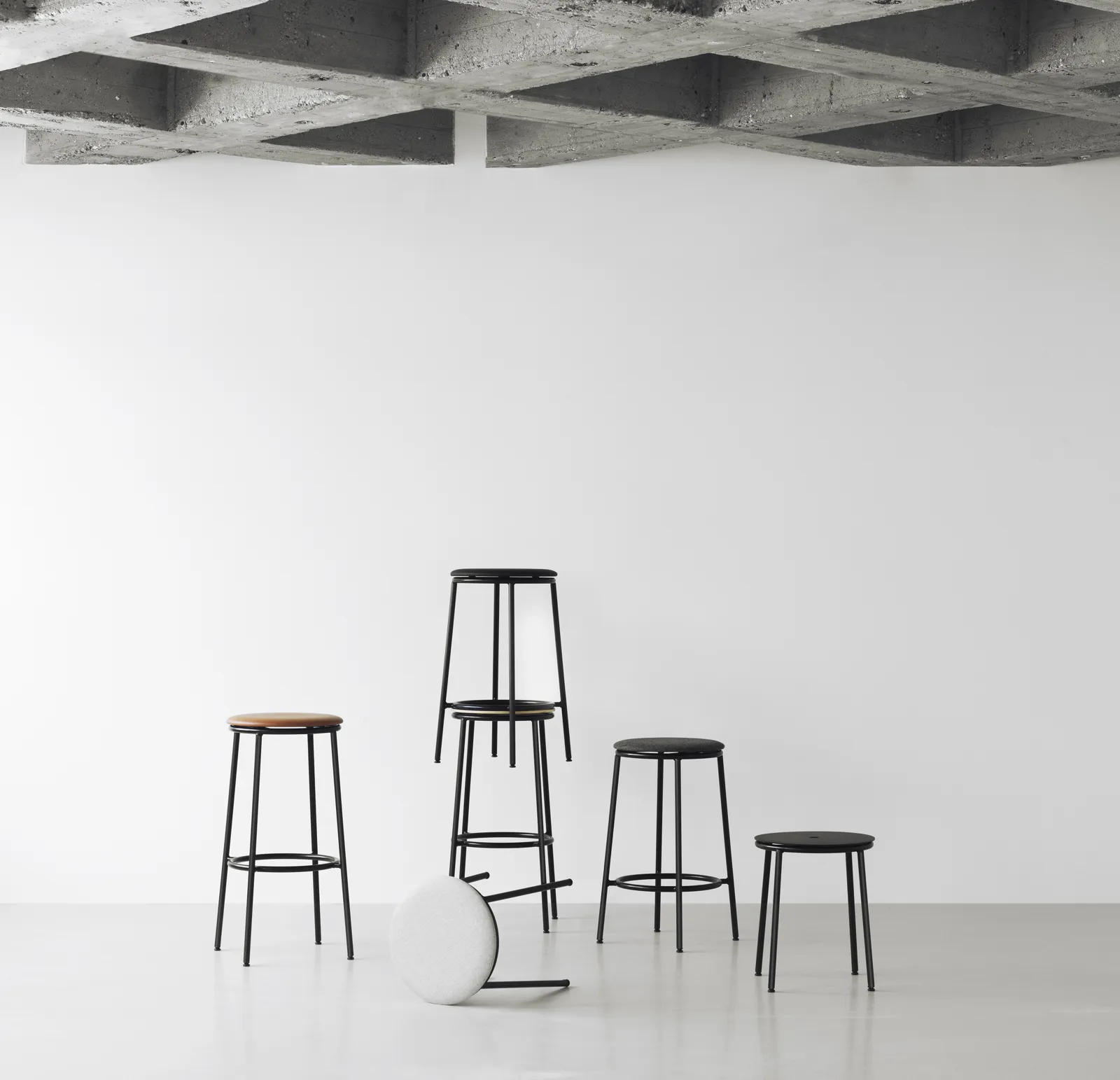 Normann Copenhagen Circa Hocker Eiche – Bild 9