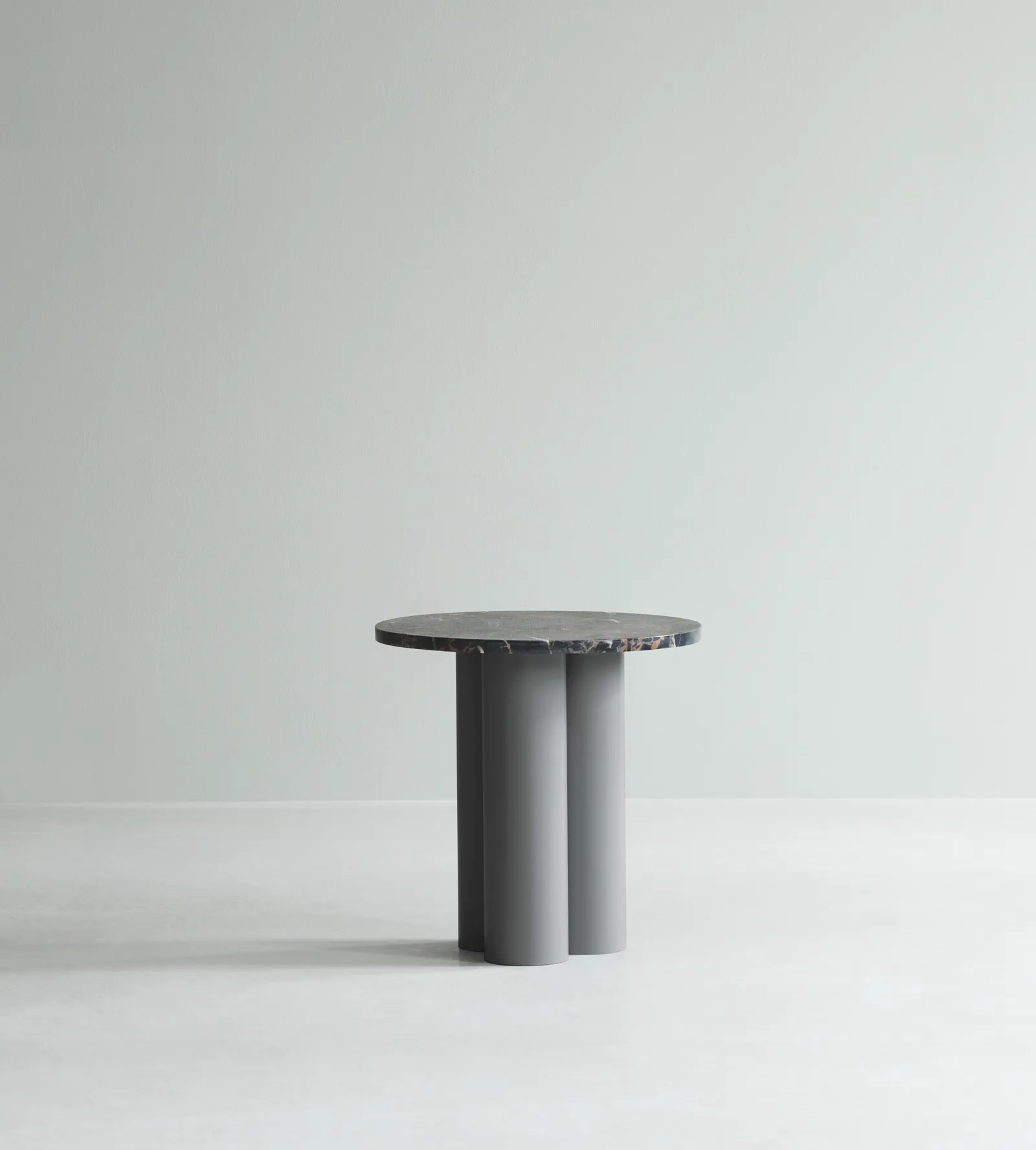 Normann Copenhagen Dit Tisch Grau Portoro Gold – Bild 3