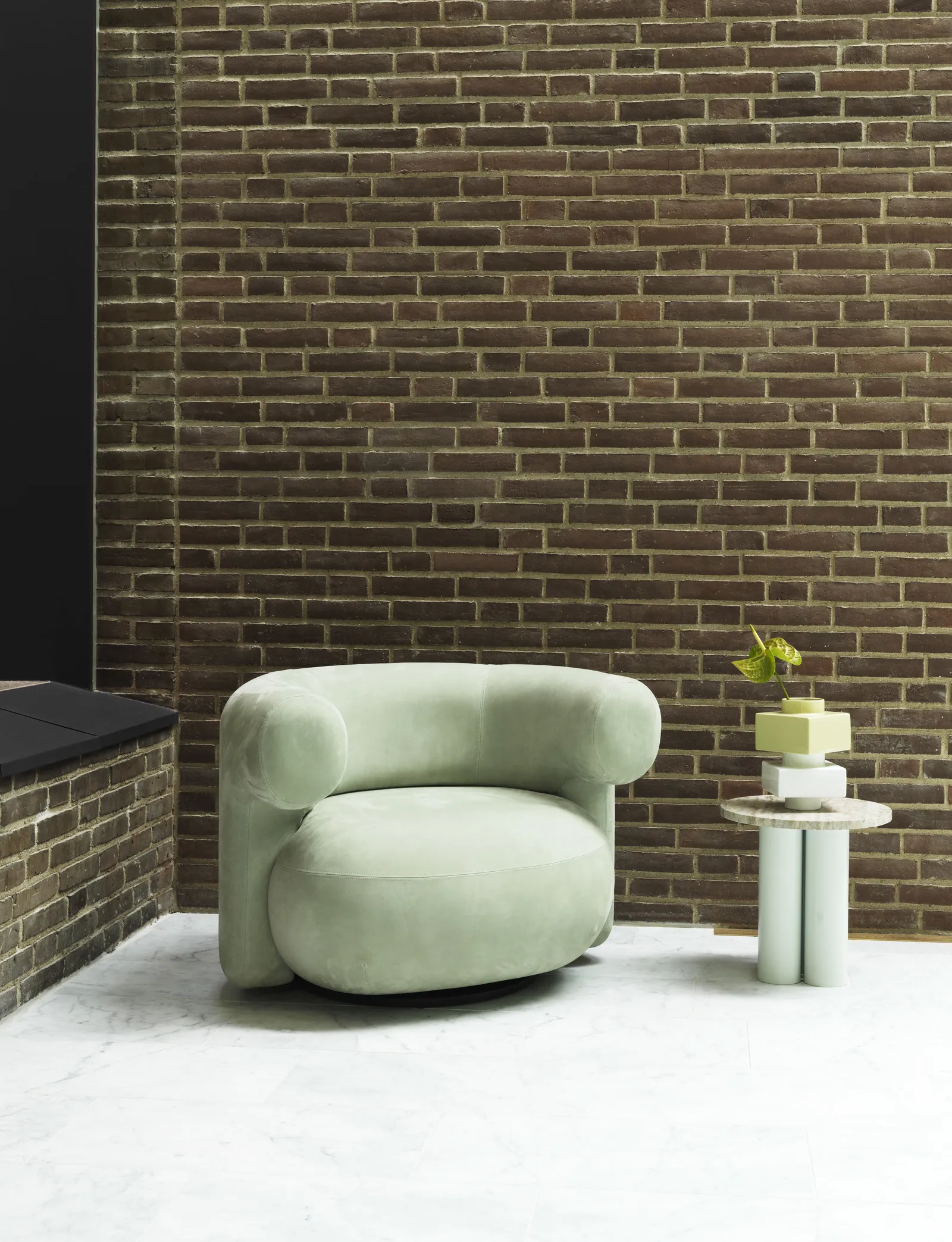 Normann Copenhagen Dit Tisch Hellgrün Travertine Silver – Bild 3
