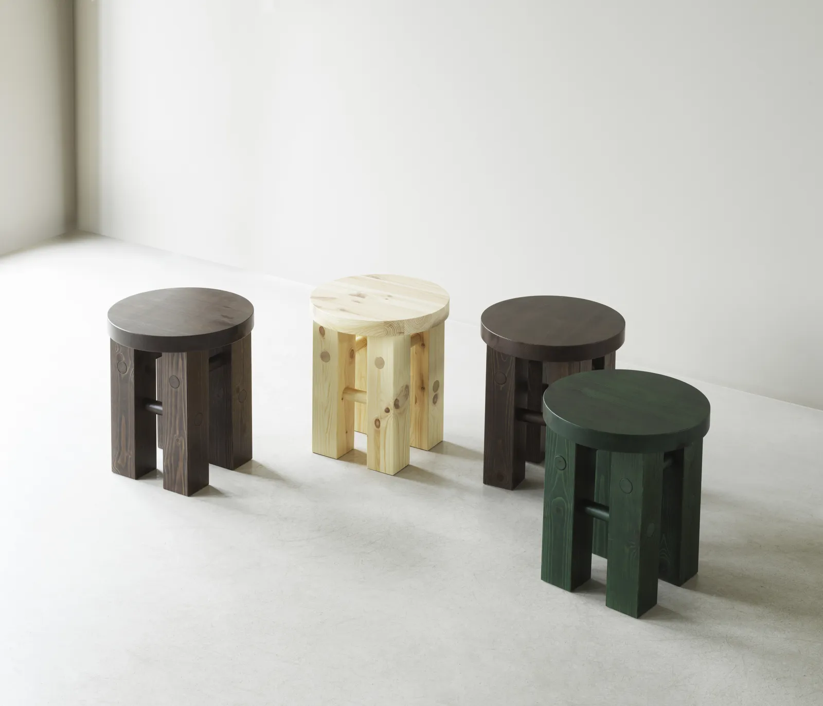 Normann Copenhagen Fyr Hocker Kiefer – Bild 3