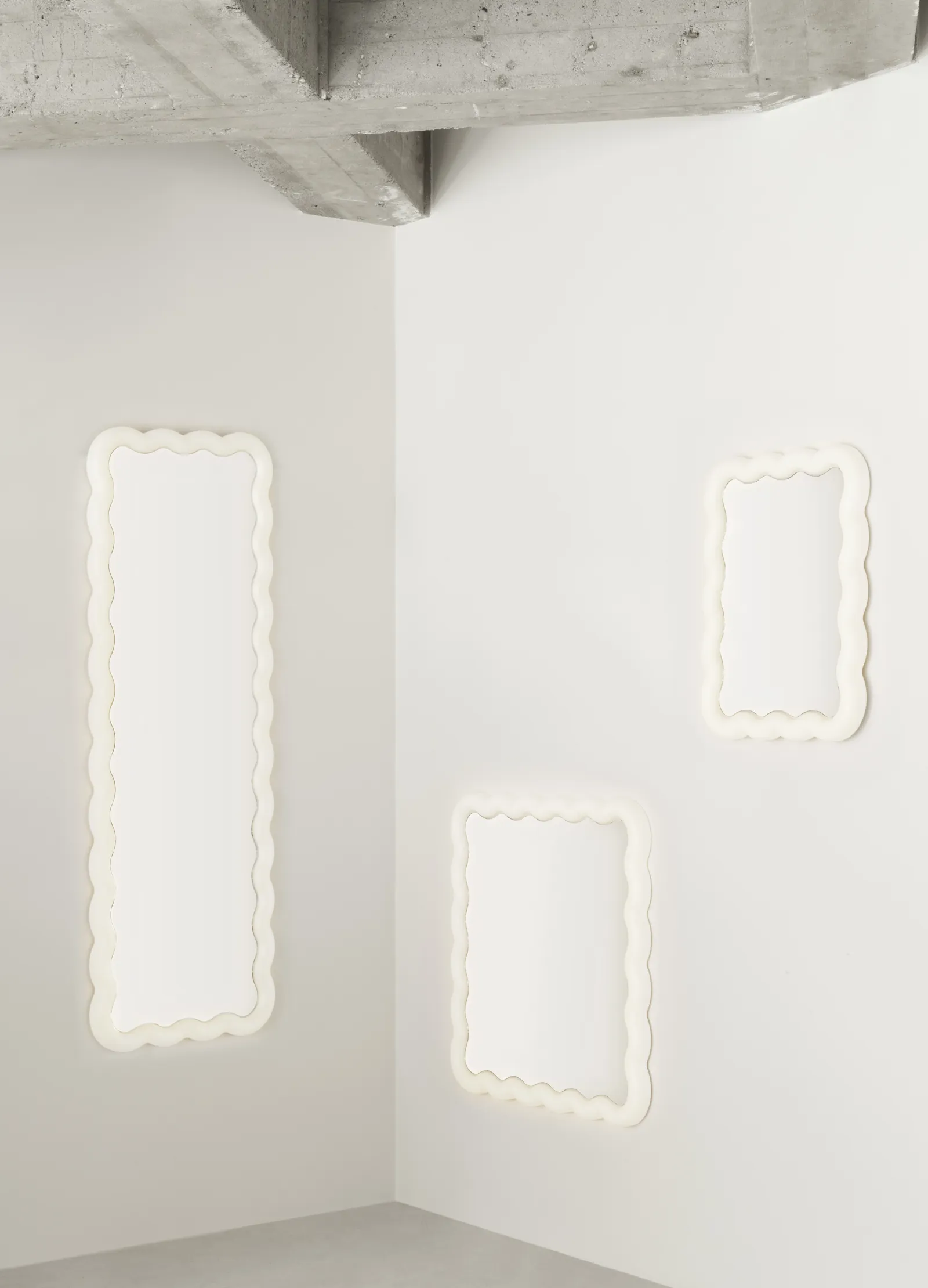 Normann Copenhagen Illu Spiegel 160 x 55 EU Weiß – Bild 7