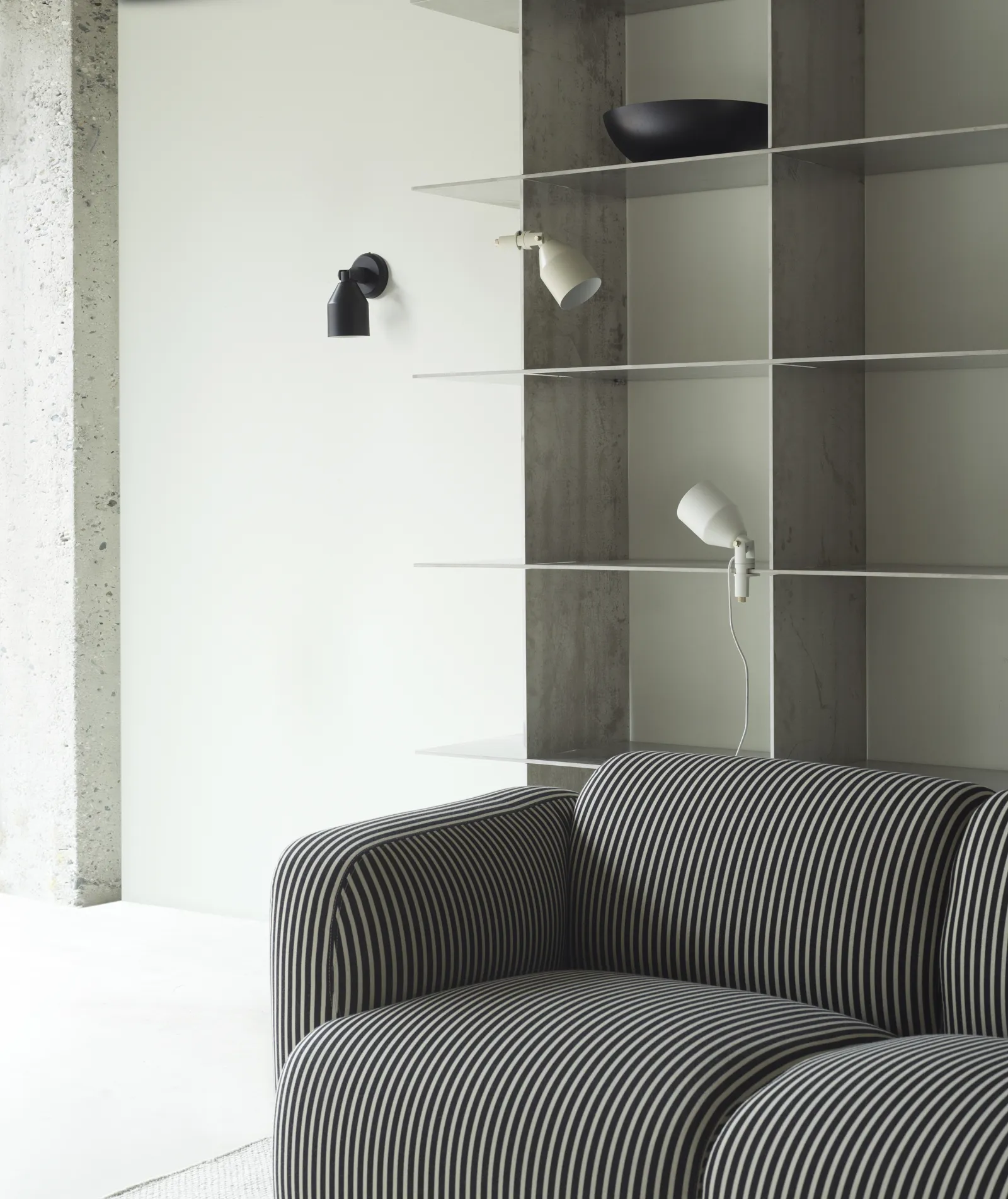 Normann Copenhagen Klip Leuchte Schwarz – Bild 3