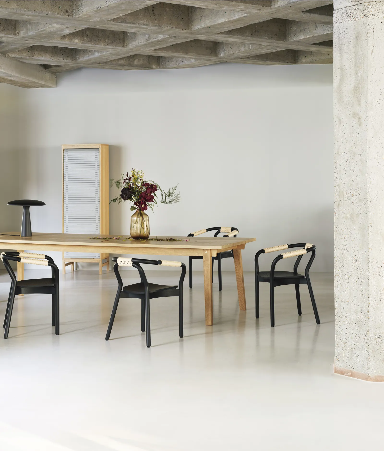 Normann Copenhagen Knot Chair Black/Nature – Bild 5