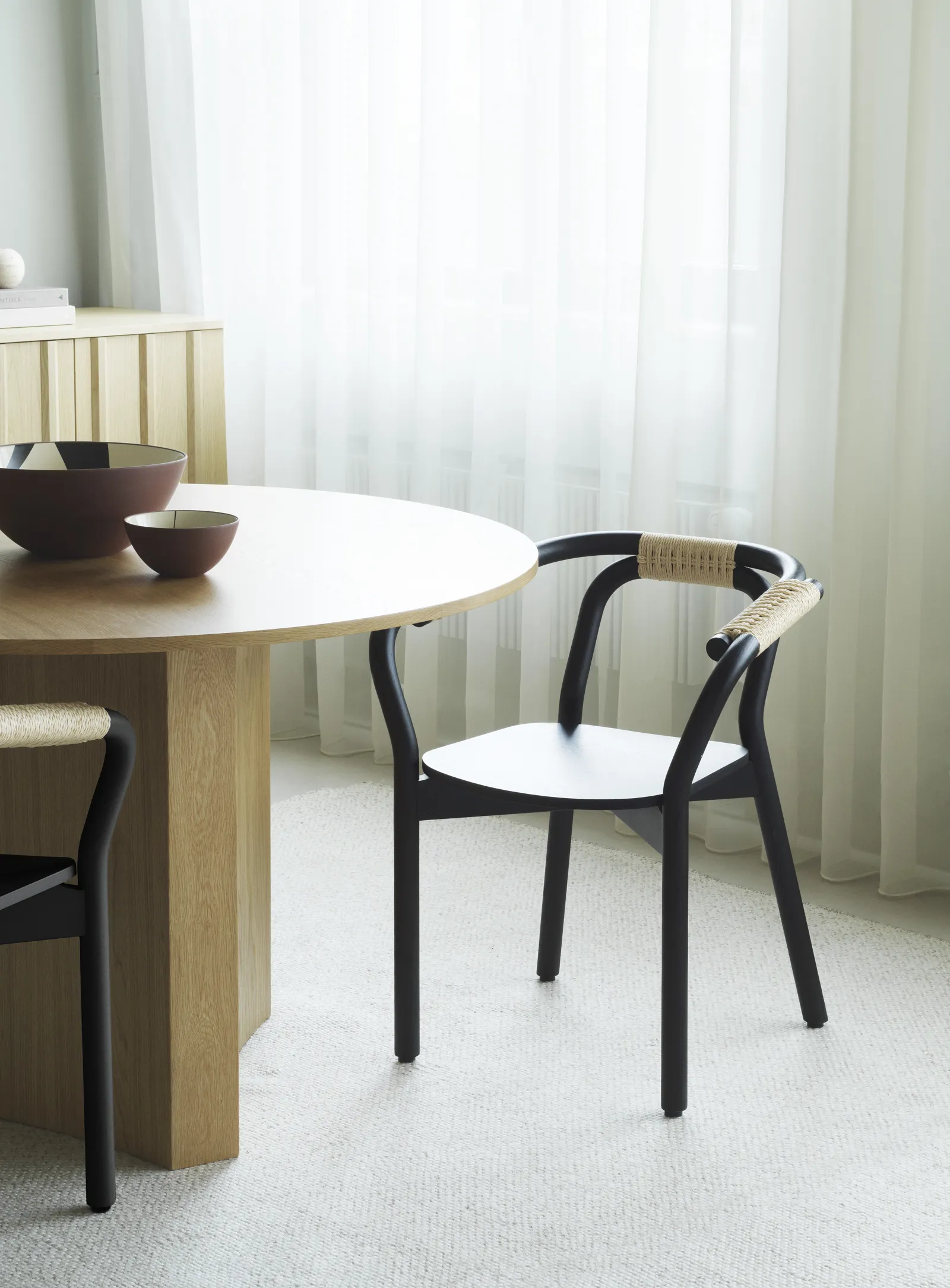Normann Copenhagen Knot Chair Black/Nature – Bild 7