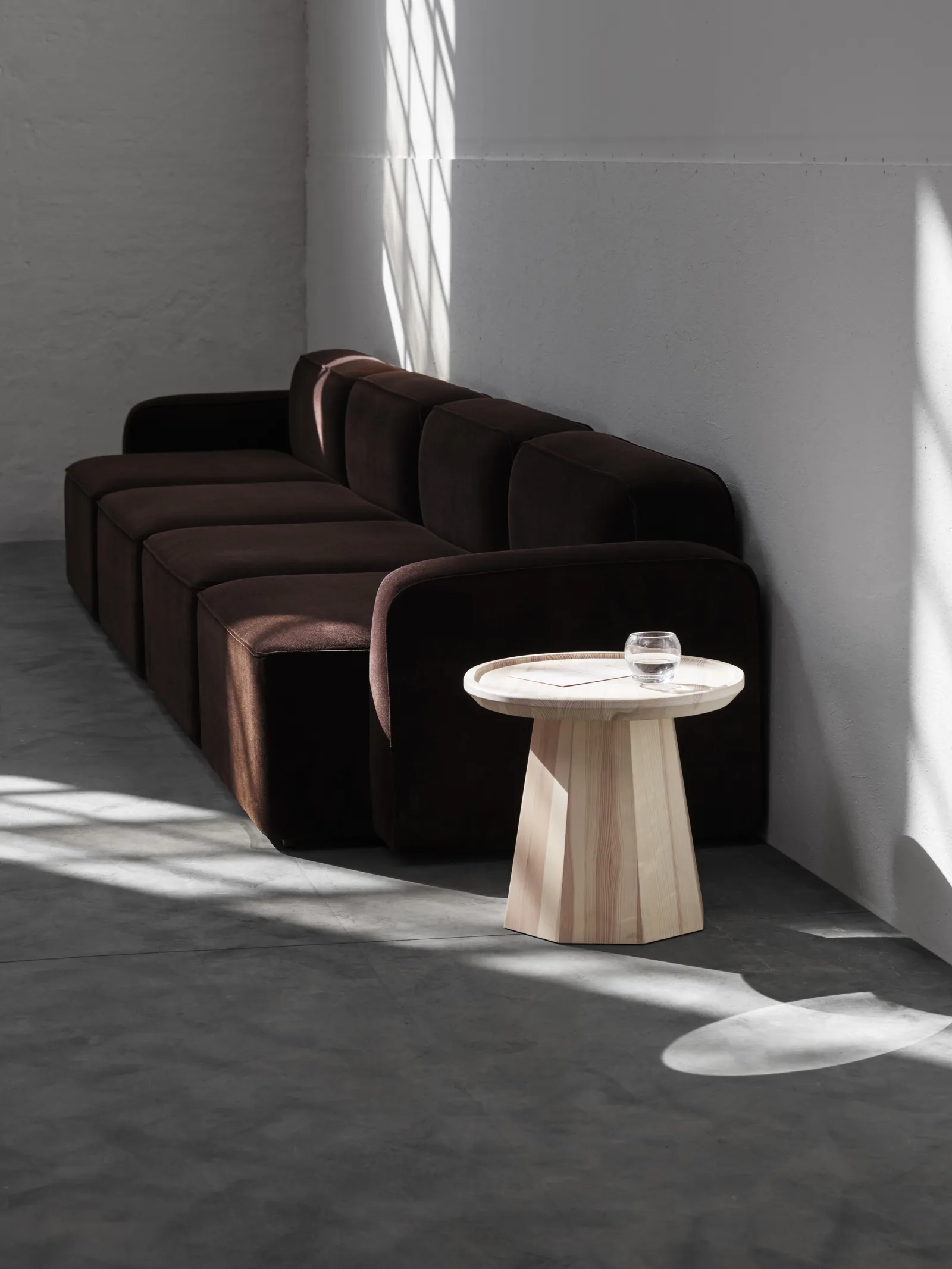 Normann Copenhagen Pine Tisch Klein Kiefer – Bild 4