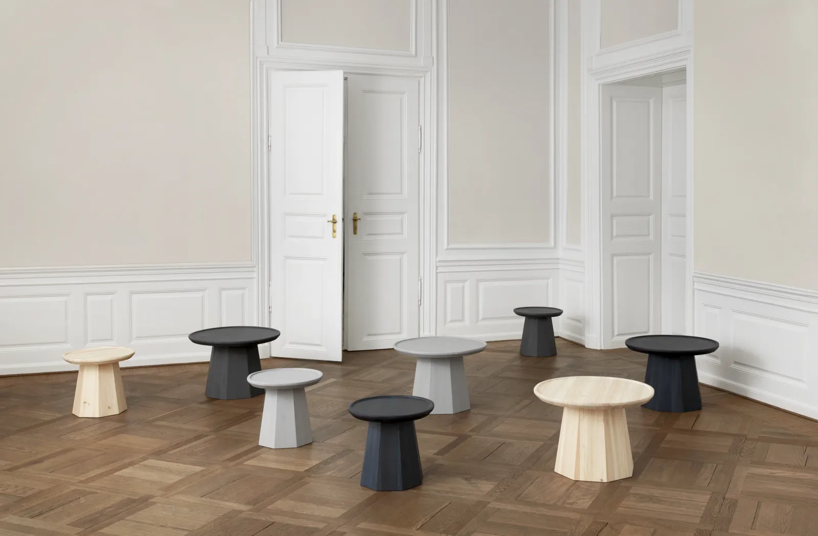 Normann Copenhagen Pine Tisch Klein Kiefer – Bild 8