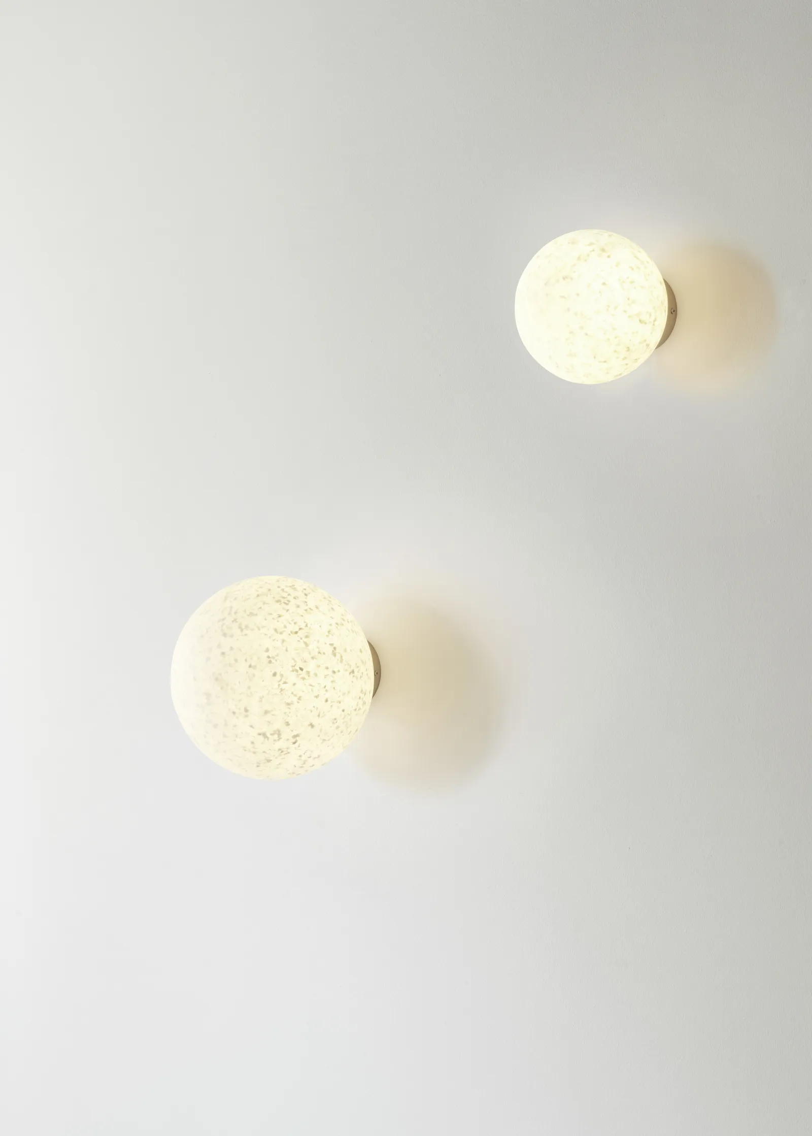 Normann Copenhagen Pix Lampe Wand- und Deckenleuchten Ø30 EU Weiss – Bild 4