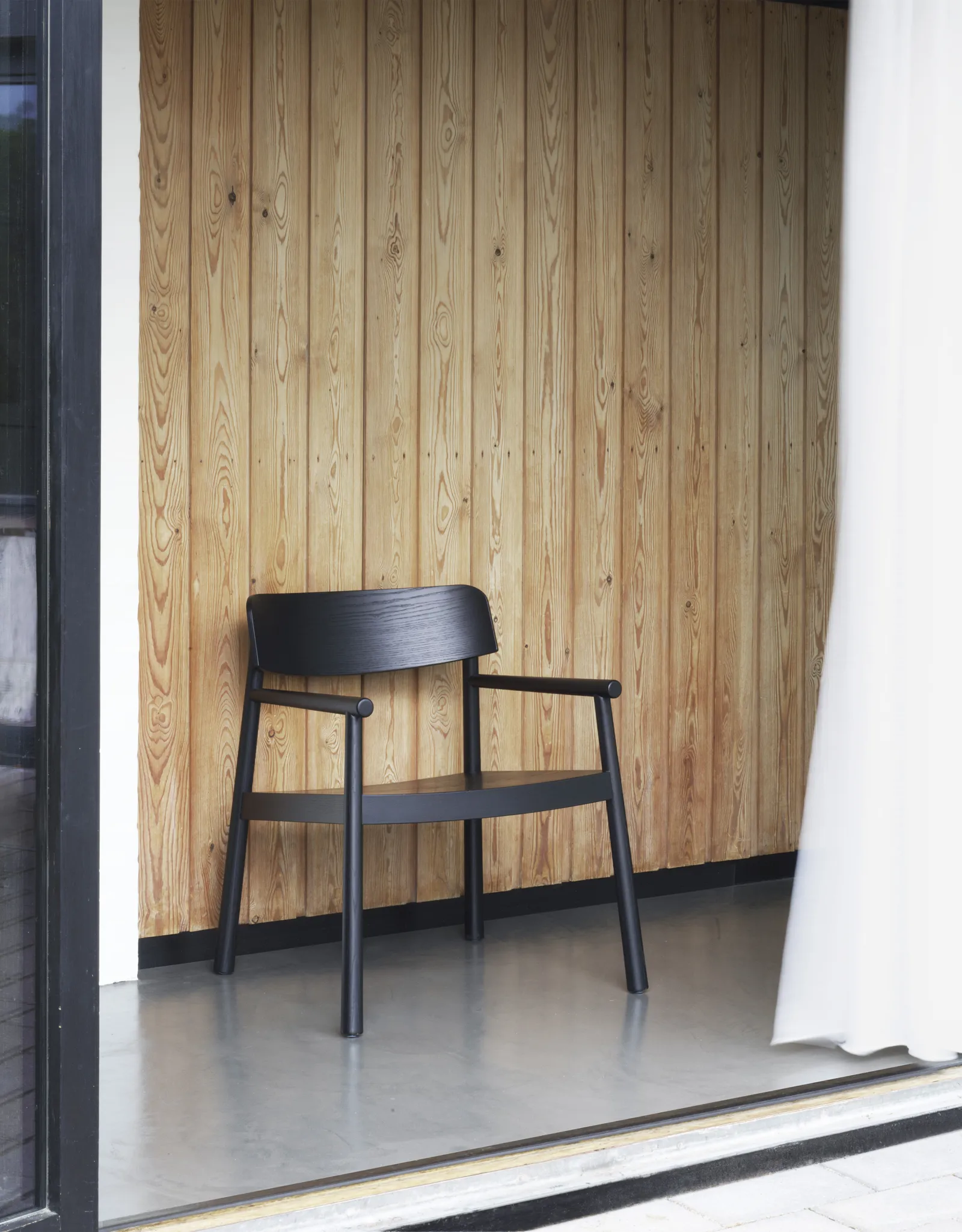 Normann Copenhagen Timb Loungesessel mit Armlehnen, Schwarz – Bild 10