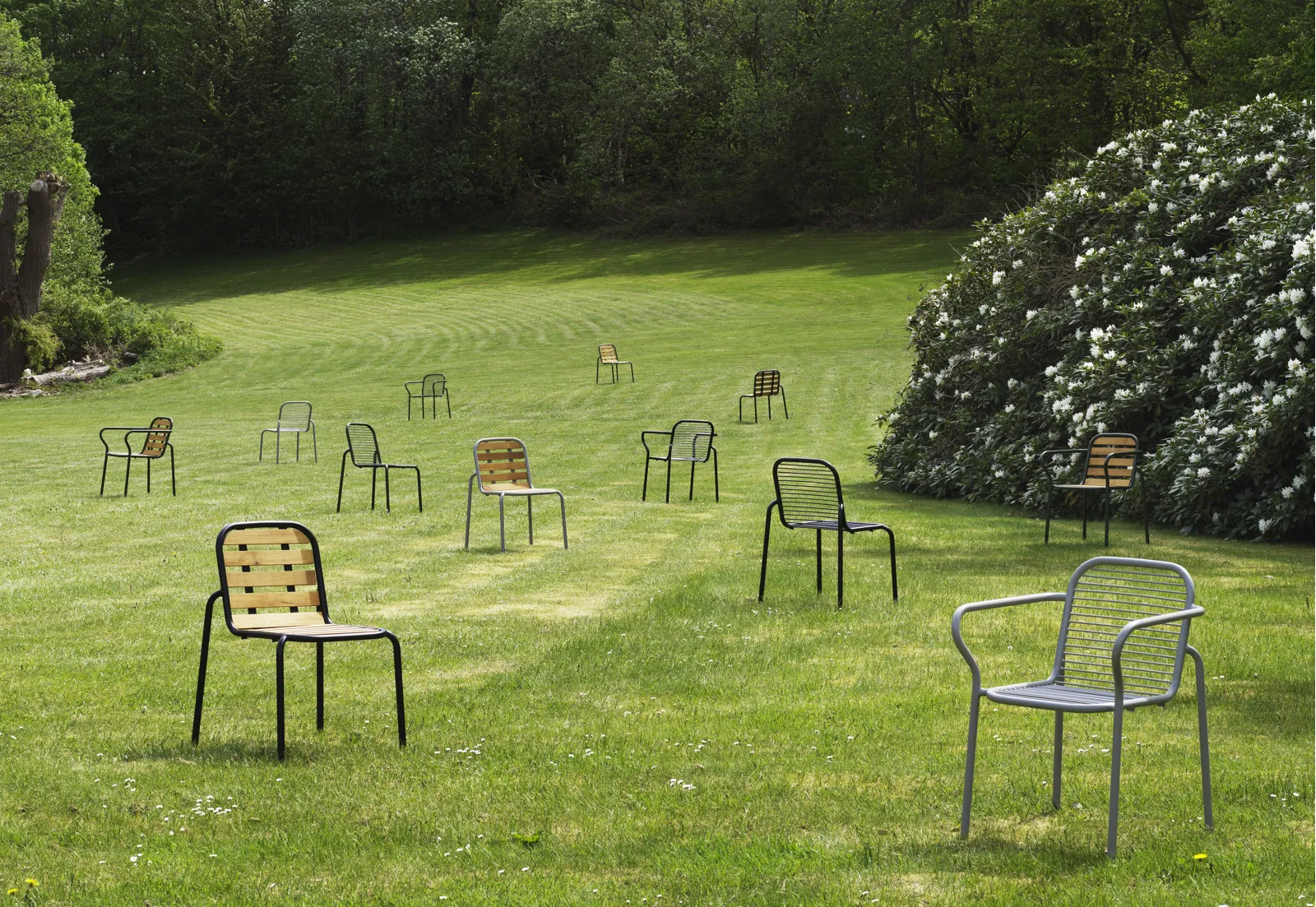 Normann Copenhagen Vig Lehnstuhl Schwarz – Bild 7